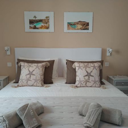 Bungalow Paseo Del Mar- Playa Roca Residence Sea Front Access - Free Ac - Wifi Costa Teguise Exterior photo