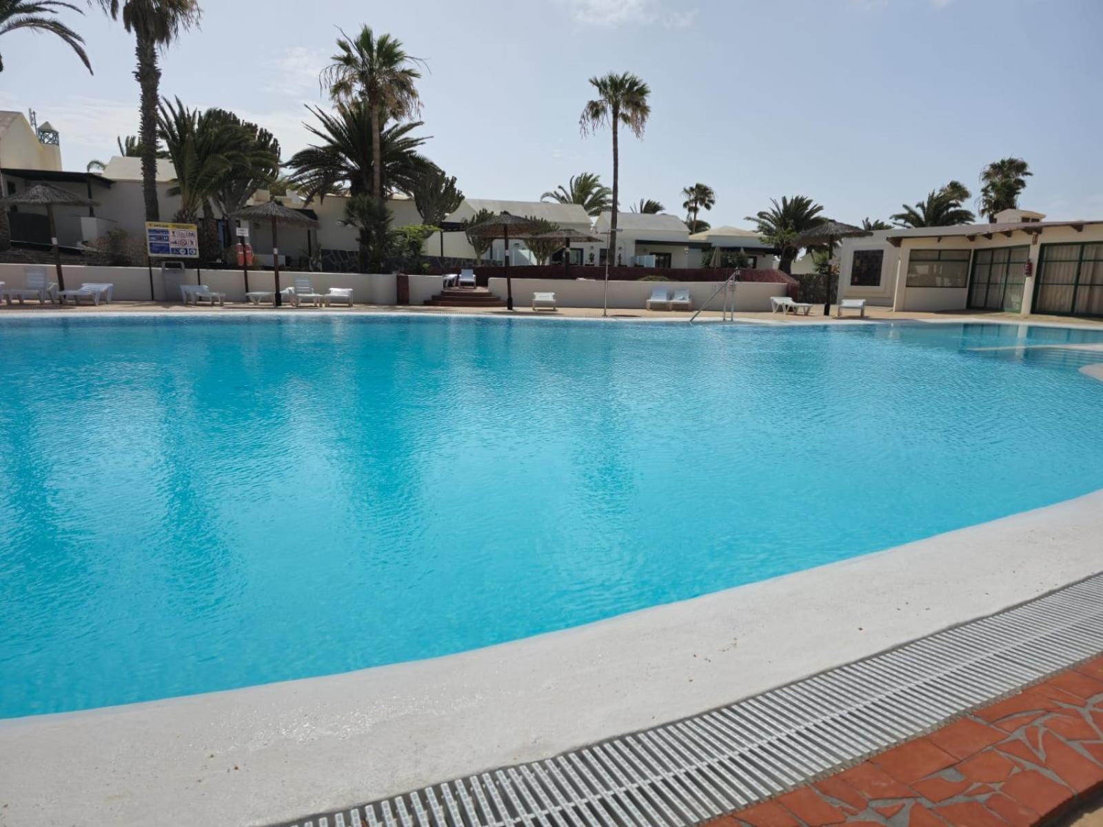Bungalow Paseo Del Mar- Playa Roca Residence Sea Front Access - Free Ac - Wifi Costa Teguise Exterior photo